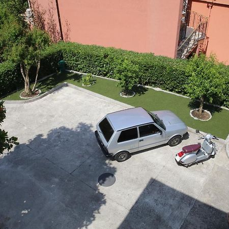 Apartmani Dijana 2 Kotor Exteriör bild