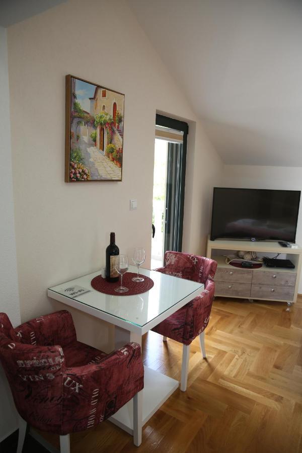 Apartmani Dijana 2 Kotor Exteriör bild
