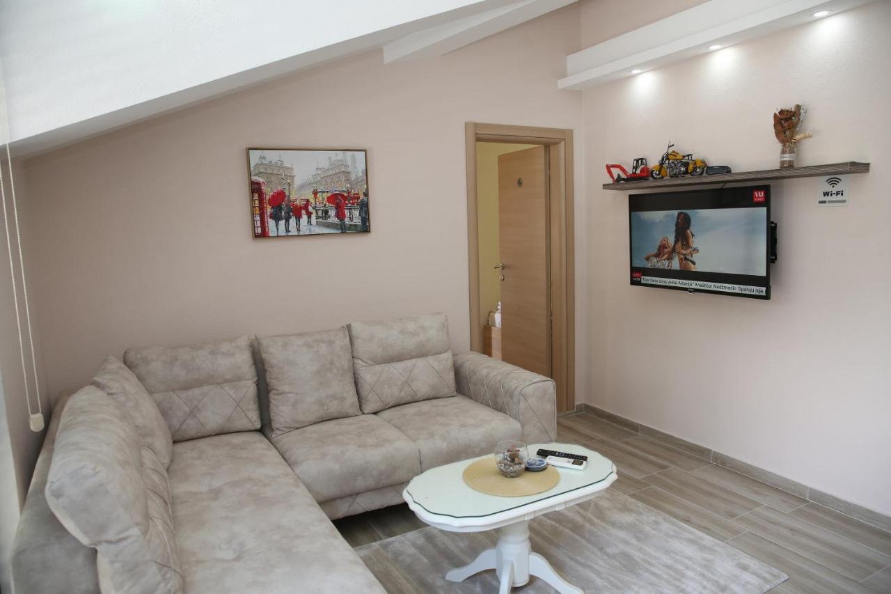 Apartmani Dijana 2 Kotor Exteriör bild