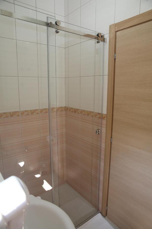 Apartmani Dijana 2 Kotor Exteriör bild